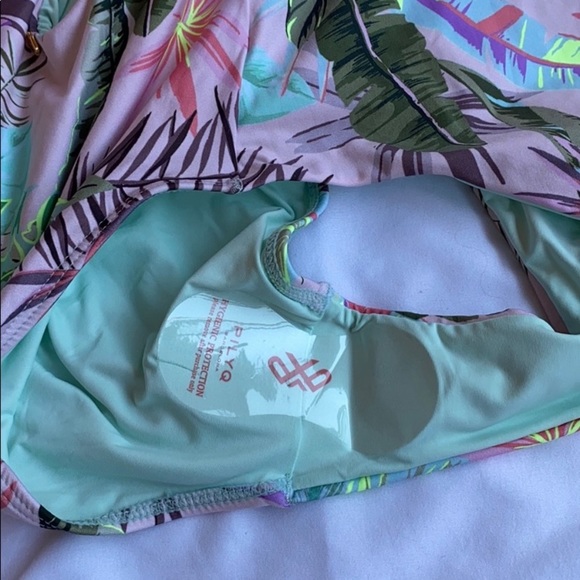 PILYQ Bahamas Arielle One Piece swimsuit Sz M - Picture 8 of 8